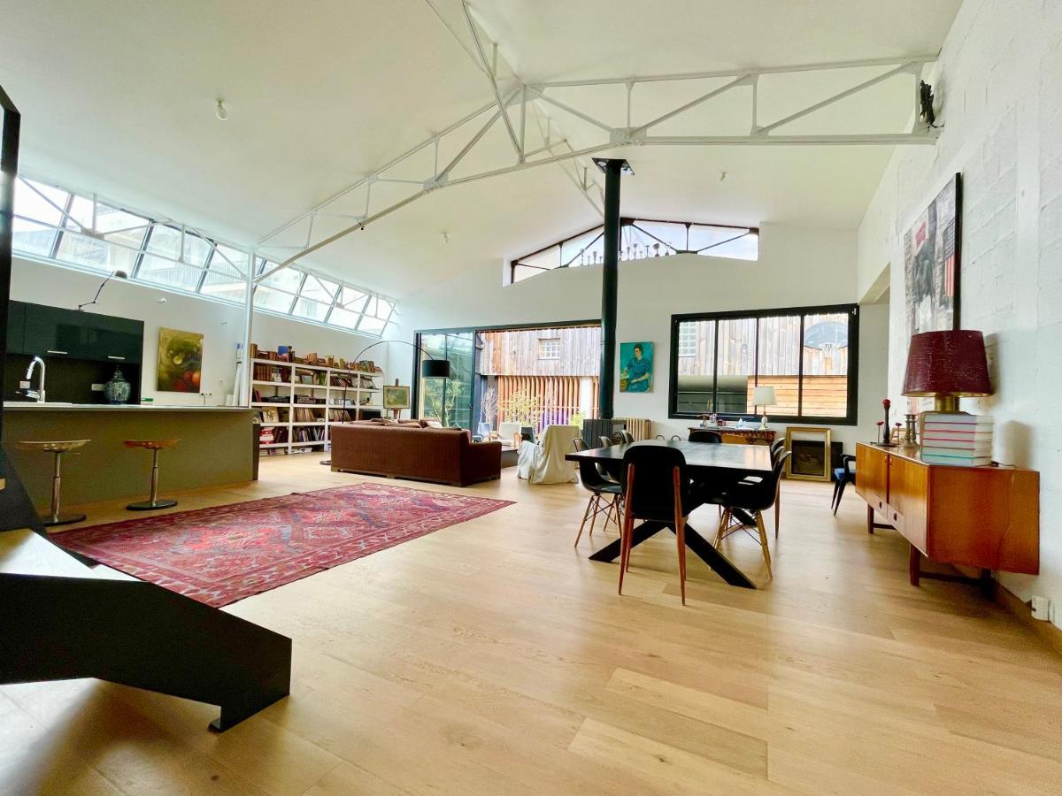 Villa Le Loft - Calme & Deco - Patio Intime - Salle De Cinema - Centre Ville 瓦讷 外观 照片